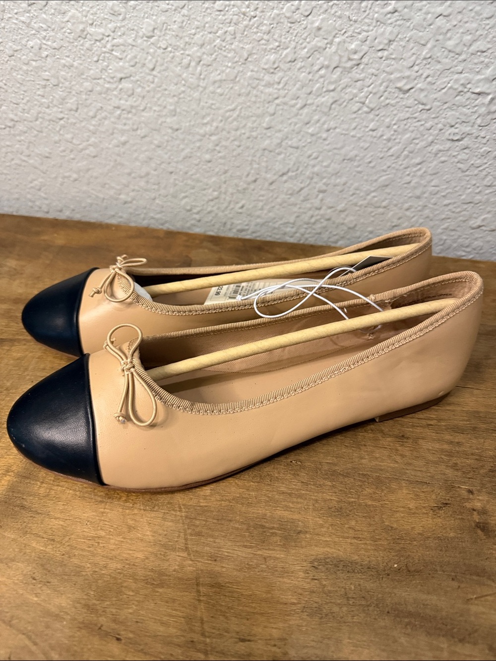 Women's Two-Tone Ballet Flats - Nude with Black Cap Toe size 7.5